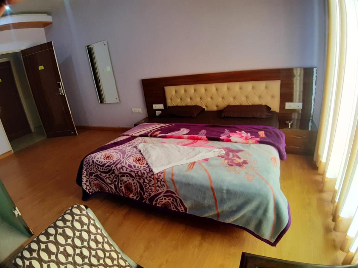 Destiny Hotel Solan Εξωτερικό φωτογραφία
